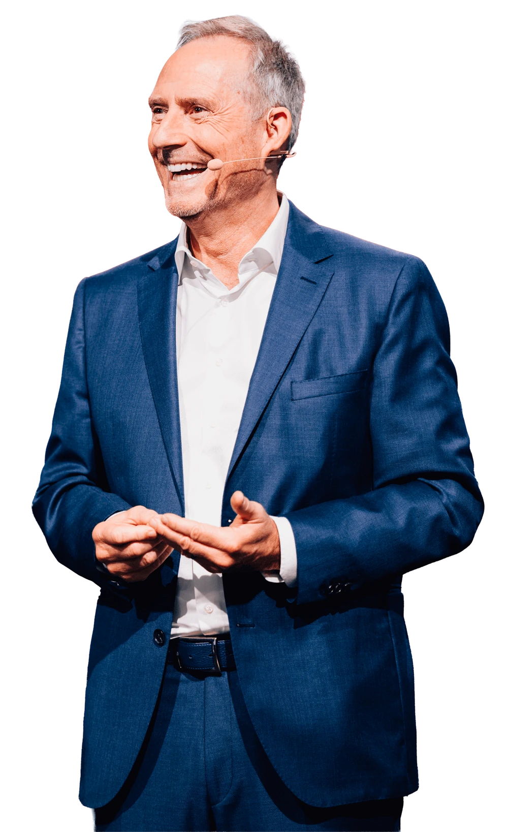 Bodo Schäfer live 2026 auf der Bühne mit Unterlagen in der Hand